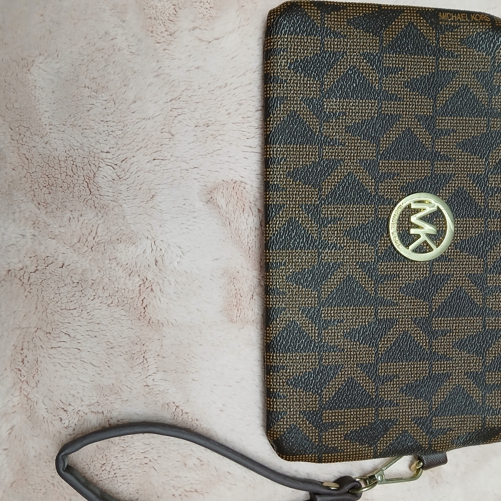 Michael Kors Brown and Black Wristlet